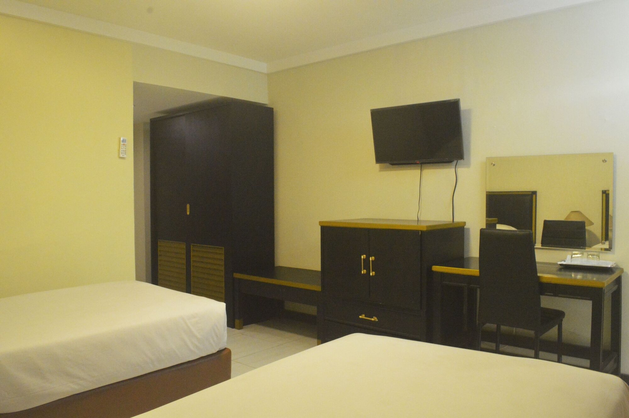 Hotel Pangrango 3 Bogor Esterno foto