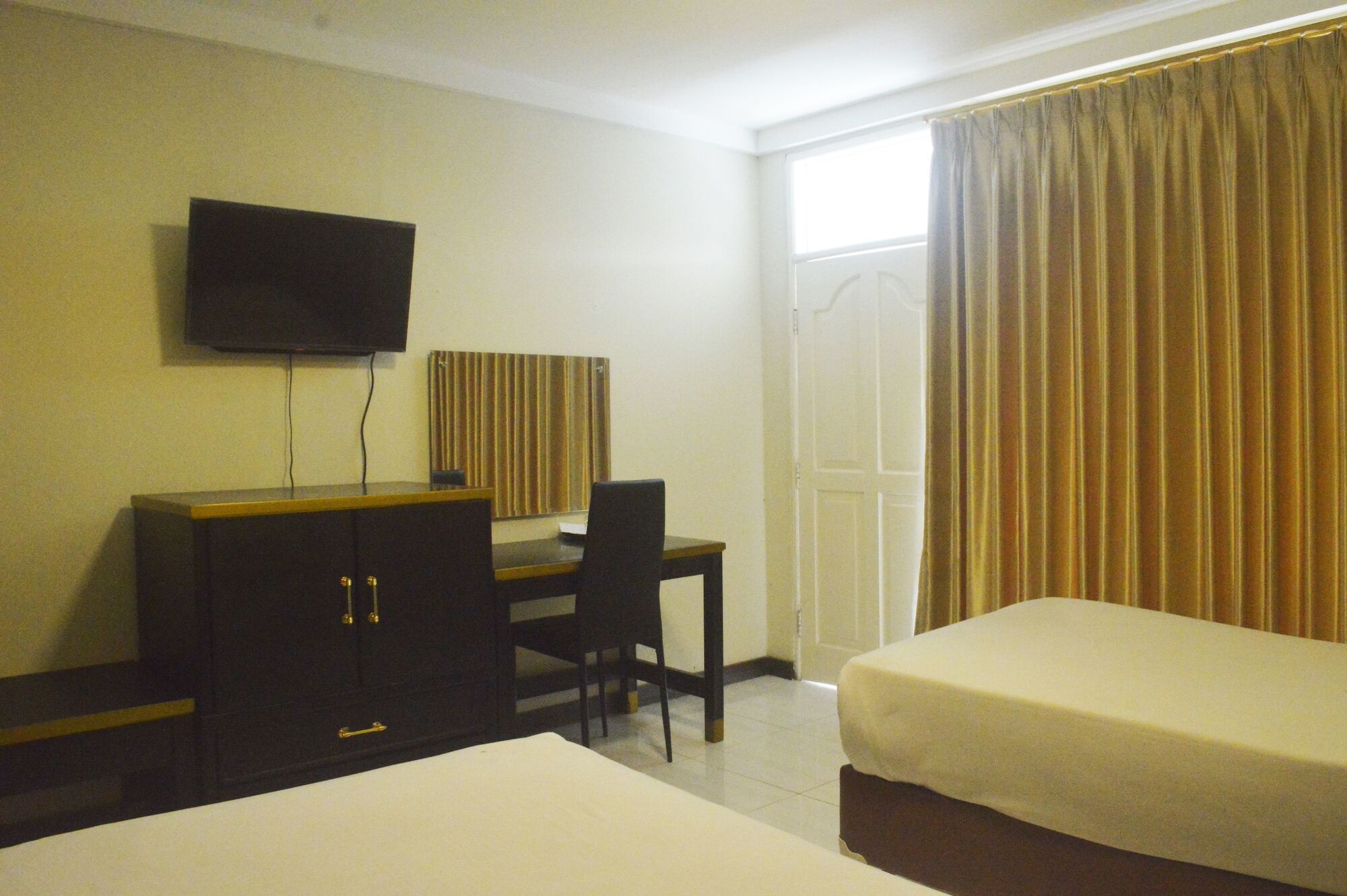 Hotel Pangrango 3 Bogor Esterno foto